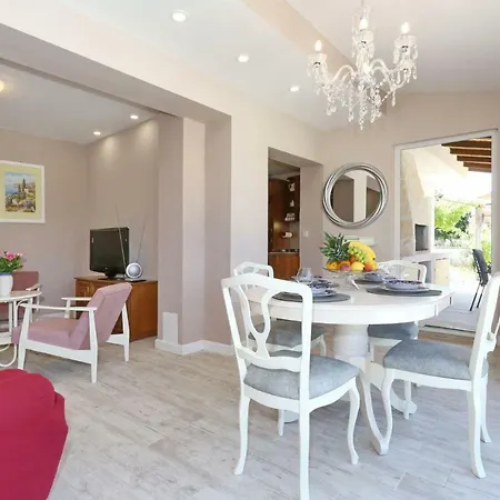 Villa Luna *